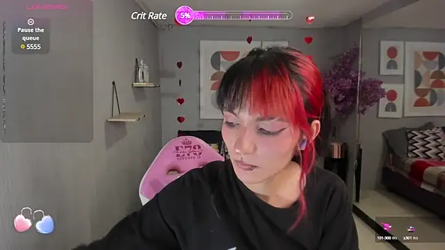 Snapshot of Dafne_huges chatting on March 2025 07:39:01 PM Dafne huges online show from March 2025 07:39:01 PM