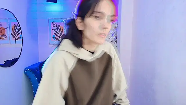 Snapshot of Dafne_huges chatting on October 2025 07:23:02 PM Dafne huges online show from October 2025 07:23:02 PM