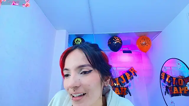 Snapshot of Dafne_huges chatting on October 2025 07:25:01 PM Dafne huges online show from October 2025 07:25:01 PM