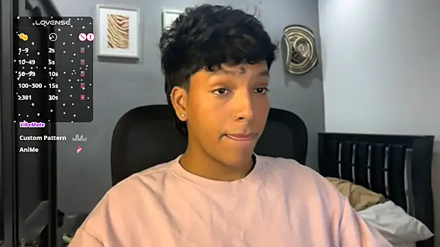 Xander bonnet1 online show from February 2025 05:45:01 PM