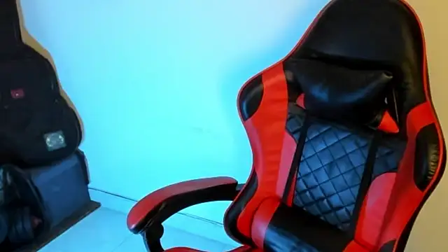 Snapshot of goodboy69l chatting on February 2026 12:38:01 AM goodboy69l online show from February 2026 12:38:01 AM