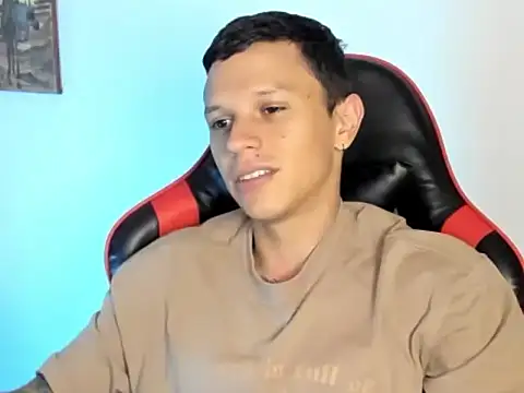 Snapshot of goodboy69l chatting on February 2026 10:49:01 PM goodboy69l online show from February 2026 10:49:01 PM