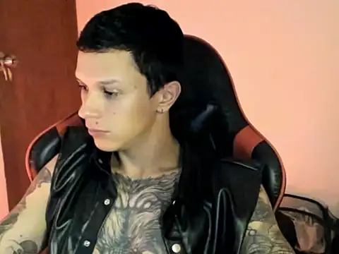 Snapshot of goodboy69l chatting on March 2026 11:21:01 PM goodboy69l online show from March 2026 11:21:01 PM