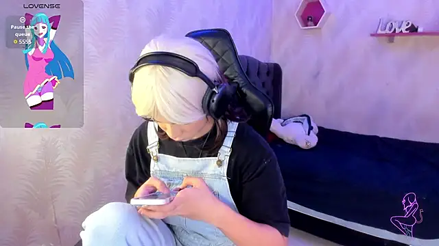 andy bell x online show from November 2025 02:23:02 AM