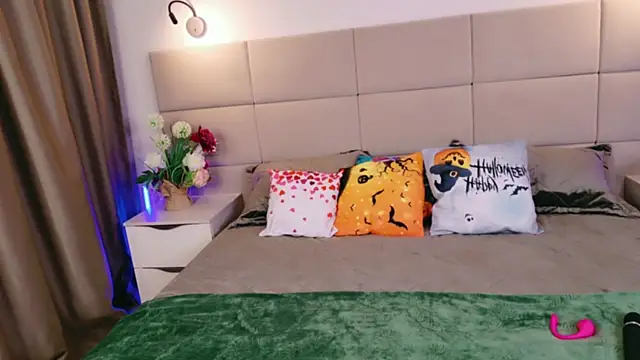 Alisha Shy online show from October 2025 10:22:02 PM