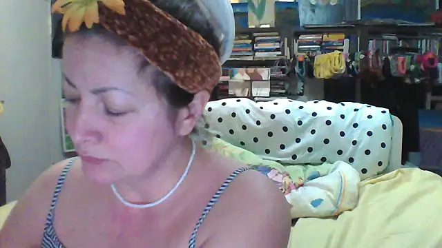 MariaAnaSunshine online show from January 2026 08:12:01 PM