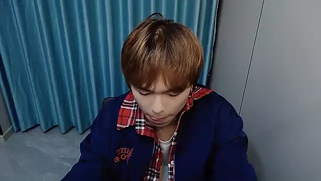 Snapshot of xiaottt1918 chatting on April 2026 01:41:01 PM xiaottt1918 online show from April 2026 01:41:01 PM