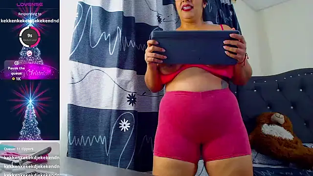 lulu ferrer online show from December 2024 10:00:02 PM