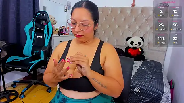 lulu ferrer online show from November 2025 07:13:01 PM