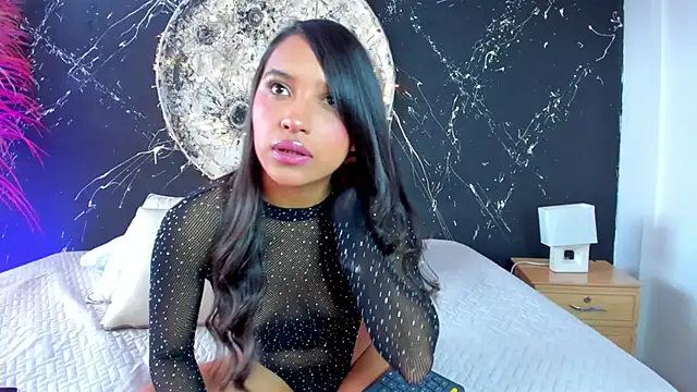 RoxyRoss  online show from December 2025 02:34:01 PM