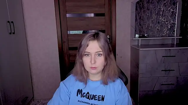 Kristy-Max online show from February 2026 11:32:02 PM