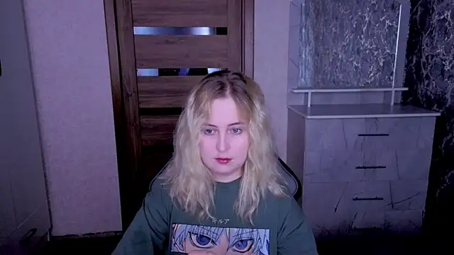 Kristy-Max online show from June 2026 05:49:02 PM