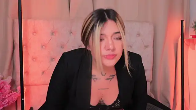 ashleyvalirya online show from February 2025 03:42:01 AM