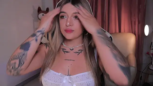 ashleyvalirya online show from October 2025 03:59:01 AM