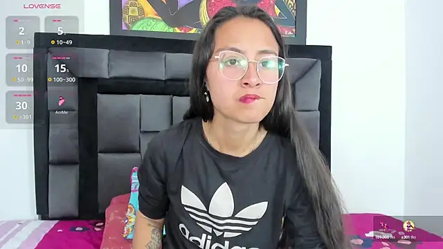 Snapshot of tatiana_valencia chatting on March 2025 03:41:01 PM tatiana valencia online show from March 2025 03:41:01 PM