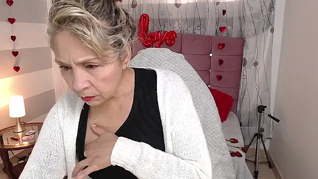 Afrodita sg online show from February 2025 01:49:02 PM