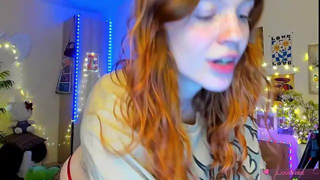 Sunny Elly online show from February 2026 10:33:01 PM