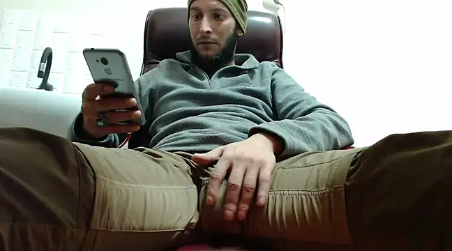 hardbigcock16 online show from December 2024 10:33:02 AM