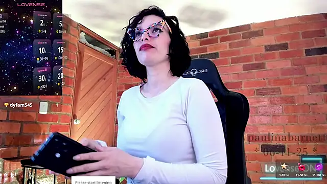 paulinabarnett- online show from November 2025 02:51:01 PM