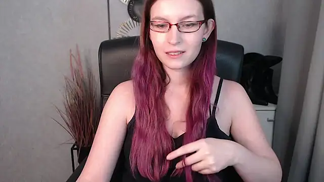 emmaxDelight online show from February 2025 06:36:01 AM