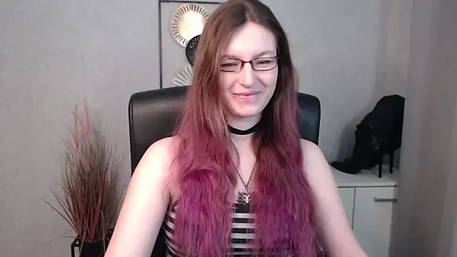 emmaxDelight online show from March 2025 07:36:01 AM