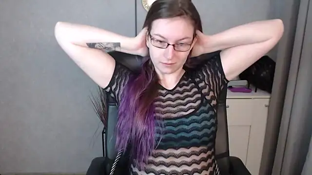 emmaxDelight online show from October 2025 06:45:01 AM