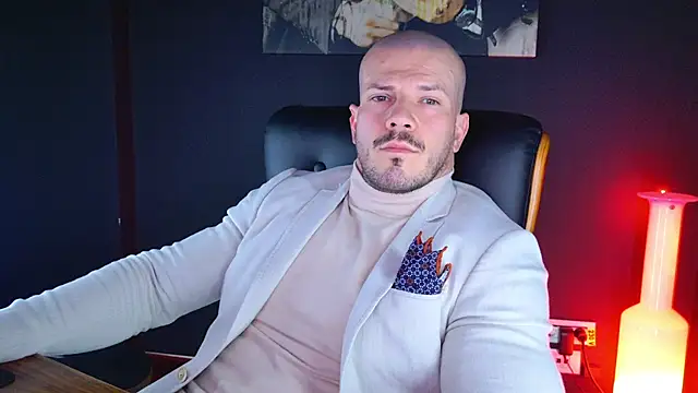 Snapshot of AngeloEric chatting on December 2024 04:31:01 PM AngeloEric online show from December 2024 04:31:01 PM