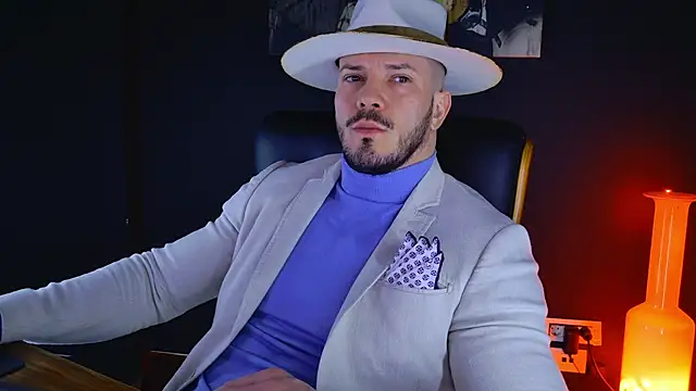 Snapshot of AngeloEric chatting on January 2025 05:34:01 AM AngeloEric online show from January 2025 05:34:01 AM