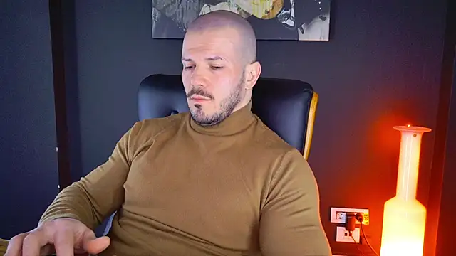 Snapshot of AngeloEric chatting on January 2025 11:01:02 AM AngeloEric online show from January 2025 11:01:02 AM