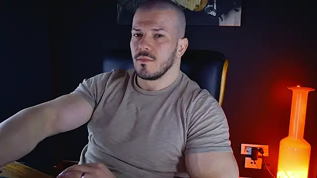 Snapshot of AngeloEric chatting on January 2025 05:56:01 AM AngeloEric online show from January 2025 05:56:01 AM