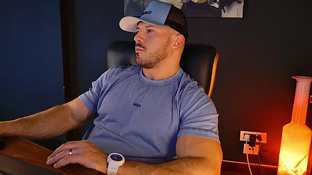 AngeloEric online show from October 2025 02:19:01 PM