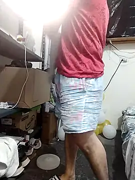 Snapshot of Gasparin32 chatting on March 2025 03:45:01 AM Gasparin32 online show from March 2025 03:45:01 AM