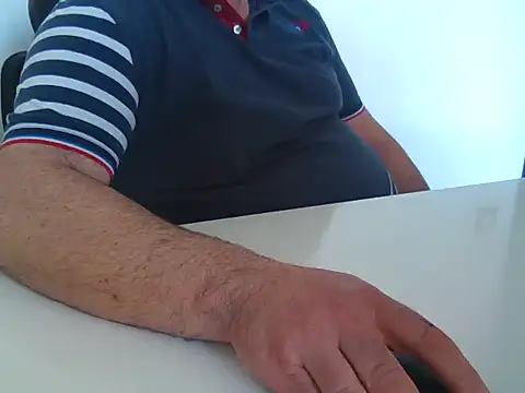 Snapshot of Davien85x chatting on January 2025 03:09:02 PM Davien85x online show from January 2025 03:09:02 PM