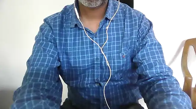 Snapshot of urbrownbunny chatting on March 2025 11:05:01 AM urbrownbunny online show from March 2025 11:05:01 AM