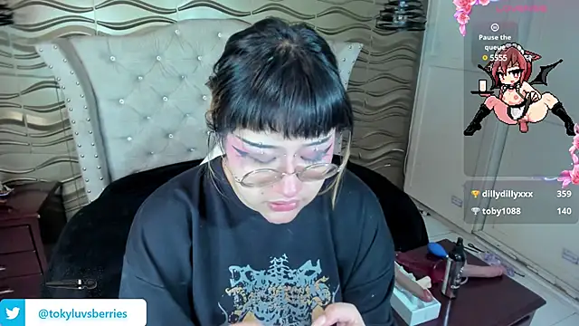 toky doll online show from December 2024 12:06:02 AM