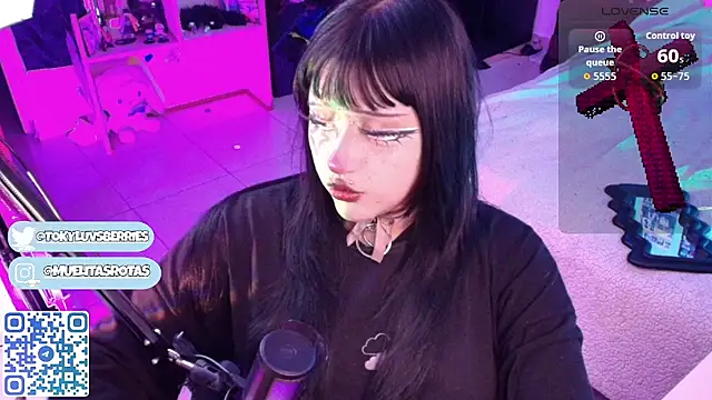 Snapshot of toky_doll chatting on May 2026 11:54:02 PM toky doll online show from May 2026 11:54:02 PM