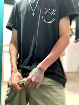 Snapshot of 27powercm chatting on October 2025 10:31:01 PM 27powercm online show from October 2025 10:31:01 PM