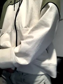 Snapshot of 27powercm chatting on November 2025 05:31:01 AM 27powercm online show from November 2025 05:31:01 AM