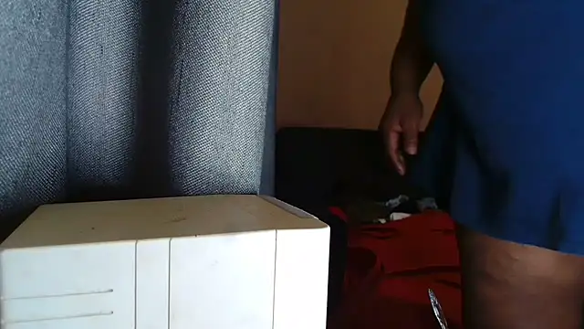 tinagiant online show from November 2025 05:28:02 AM