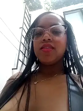 Snapshot of lennacooper chatting on December 2024 03:42:02 PM lennacooper online show from December 2024 03:42:02 PM