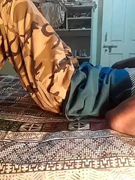 Snapshot of Chocolate_stud10 chatting on February 2025 09:17:01 PM Chocolate stud10 online show from February 2025 09:17:01 PM