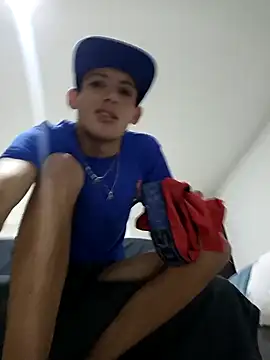 Snapshot of Duvan_Martinez23 chatting on December 2024 04:33:02 AM Duvan Martinez23 online show from December 2024 04:33:02 AM