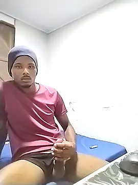 Snapshot of Preto_raro_ chatting on March 2026 11:44:02 PM Preto raro online show from March 2026 11:44:02 PM