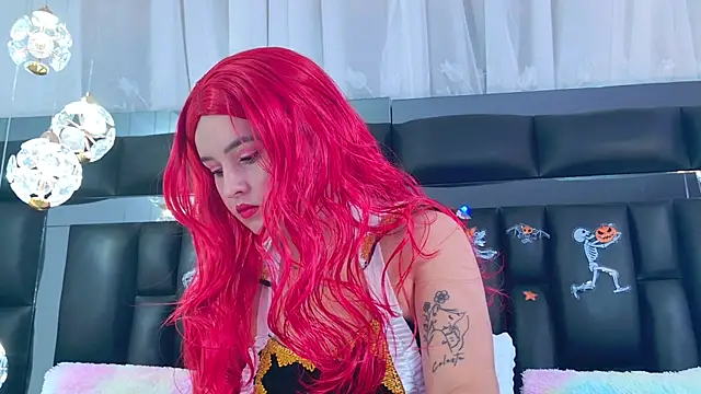 Snapshot of DahianaMoss chatting on October 2025 11:44:01 AM DahianaMoss online show from October 2025 11:44:01 AM