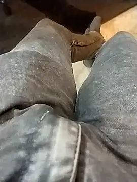 kunalmishra2003 online show from November 2025 02:16:01 PM