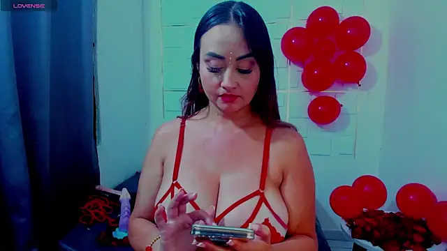 IsaSixty9 online show from February 2025 11:09:01 PM