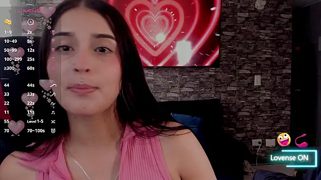 Snapshot of Charlotte_greys chatting on February 2026 08:23:01 PM Charlotte greys online show from February 2026 08:23:01 PM