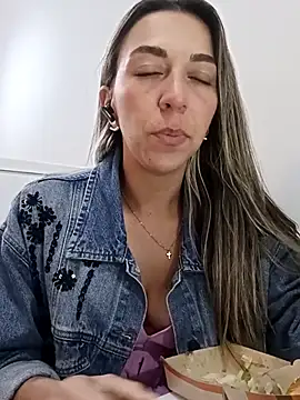 rachellboom online show from December 2025 10:41:02 PM