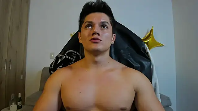 Snapshot of julian_wallace chatting on November 2025 02:24:02 AM julian wallace online show from November 2025 02:24:02 AM