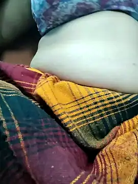 Snapshot of Shana-12 chatting on January 2025 08:18:02 PM Shana-12 online show from January 2025 08:18:02 PM